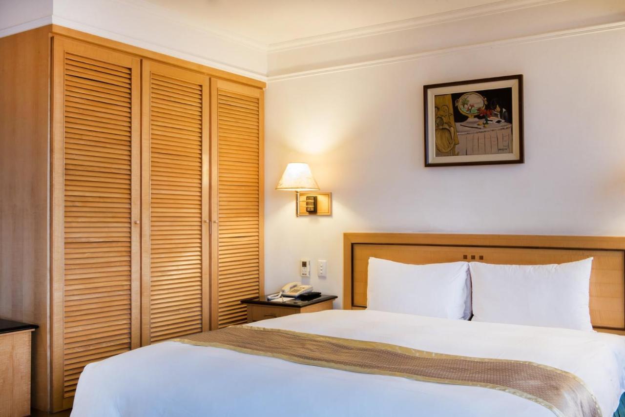 Hometel Hotel Kaohsziung Kültér fotó